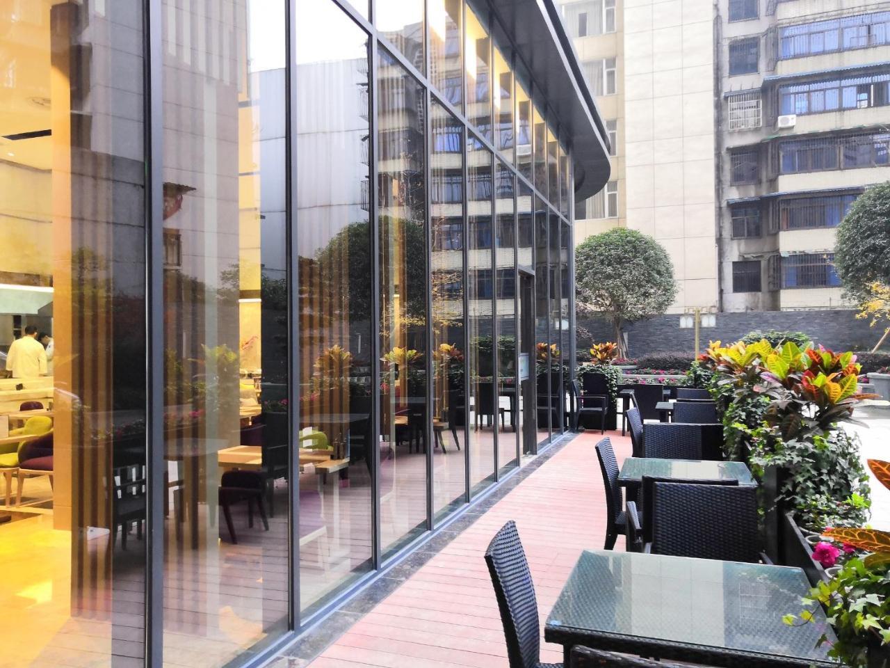 Mercure Chengdu Huapaifang Luaran gambar