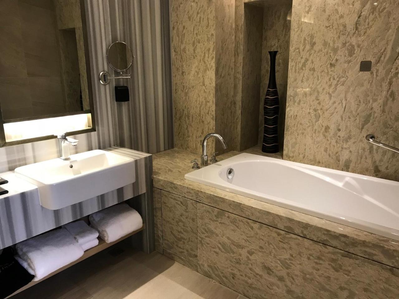 Mercure Chengdu Huapaifang Luaran gambar
